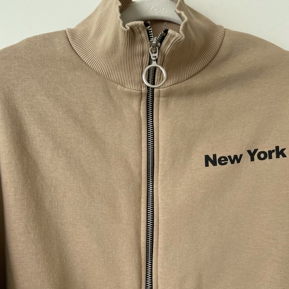 Oversized Graphic Zip Up Sweatshirt - Picture 5 of 7